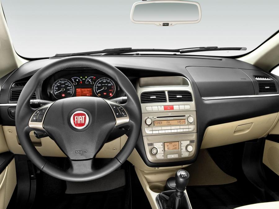  Fiat Linea 2008 года  (BR) (фото 4 из 15)